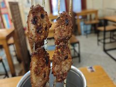 蜜汁微辣鸡翅（2串）-炒豆合作社(东四总店)