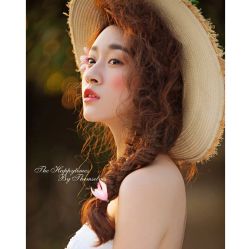 -都市丽人婚纱摄影