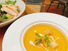 柳橙胡萝卜汤-Golden Lily河内巴黎法越料理餐厅(建国西路店)