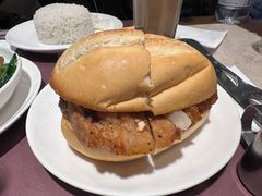 -阿维斯咖啡(镜湖店)