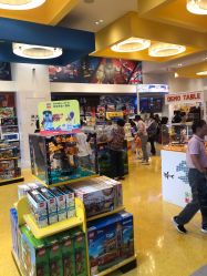 -乐高品牌旗舰店(人民广场店)