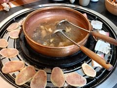 -阿山卓·野生菌火锅·纳西火塘烤肉