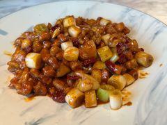 宫爆花仁鸡丁-蔴将·川菜(黄龙万科店)