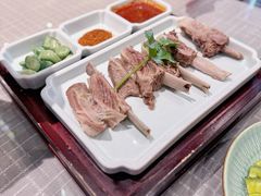 小份的手抓羊肉。-东方亚克西餐厅(西康路店)