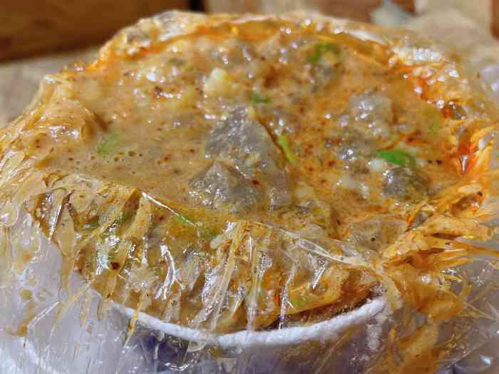 彩塔炒焖子-"最后一张图可以看出有多火爆!这么长的队伍.