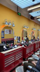 -Devilhands Barbershop男士理容店