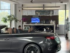 -杭州中升之星奔驰4S店(滨江店)