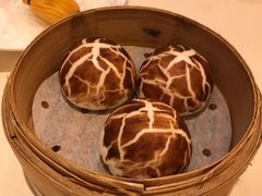 黑松露蘑菇包-利苑酒家(合景国际金融广场店)