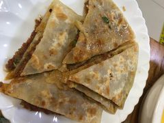 -溢心园香河肉饼总店