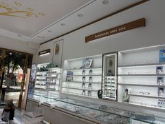 -精视达眼镜•专业儿童配镜中心(学府大道店)