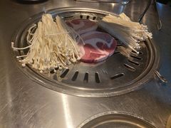 -韩聚屋韩国烤肉餐厅(新北万达店)