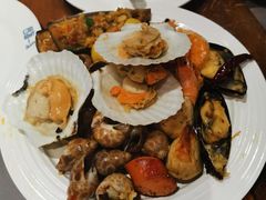 -四海一家自助餐(益田假日广场店)