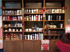 零售区-星巴克(美丽华门市店)