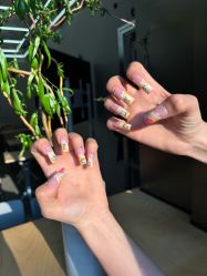-171 Naillife