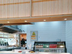 -蜜桃餐厅·伴山(湖滨商业街店)