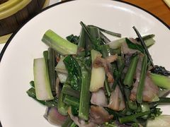 -莲餐厅·湖北菜·潜江小龙虾店(愚园路店)