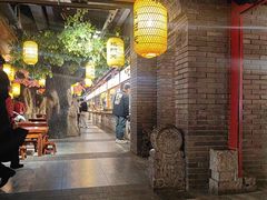 -艳阳天民俗村(公园路店)