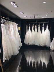 点击看大图 -GRACE KELLY婚纱与礼服(北京店)
