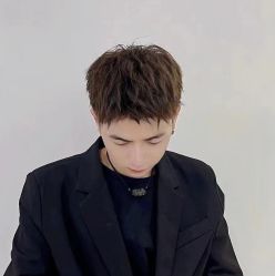 -Kraemer paris·苏豪路易士·嘉玛发廊