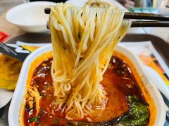 金汤酸菜肥肠米线-魏家凉皮(旺都店)