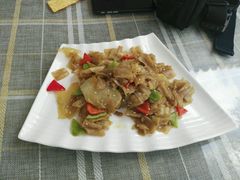-天天向上素食餐厅(五台山店)