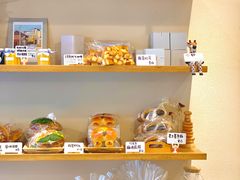 面包甜点陈列柜-RAN BAKERY