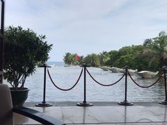 -亚龙湾喜来登·美景台大堂吧