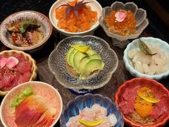 -蟹犇前•帝王蟹雪蟹(陆家嘴店)