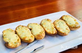 Grilled Cheese Garlic Bread