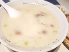 鲍鱼吊龙牛肉粥-点都德·毕德寮