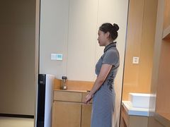 -鱼鲜饭香·招牌汽锅剁椒鱼头王