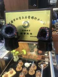-灵彩珠宝(朗香街店)