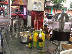 自助调料台-满江红串串香(七道堰街店)