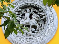 -龙华寺