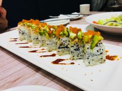 牛油果绿龙卷-牛油果大师寿司(瑞景店)