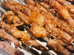 -三个大叔烤羊肉串·歌手驻唱·碳烤鲜肉(西三旗店)