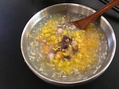 冰凉酸奶酒酿圆子-贡梅老面馆·蟹粉面·无锡特色小吃(南长街主推店)