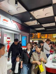 -乐高品牌旗舰店(人民广场店)