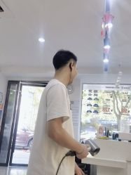 -吉艺心专业美发造型
