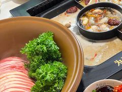 养生锅-老牌坊云南鱼豆花火锅(哈西万达店)