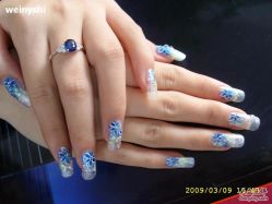 蓝色紫荆花-星美甲