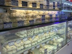-白玉兰食品甜凤店(合生汇店)