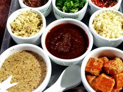 -朝伟清真铜瓢牛肉馆(三十年老·店)