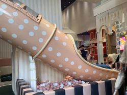 -奈尔宝·儿童乐园·亲子餐厅(华采天地店)