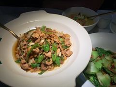 -费大厨辣椒炒肉(高铁吾悦广场店)