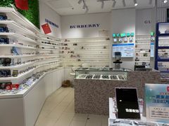 -美式眼镜·授权蔡司.依视路.尼康.豪雅.明月(南翔印象城店)