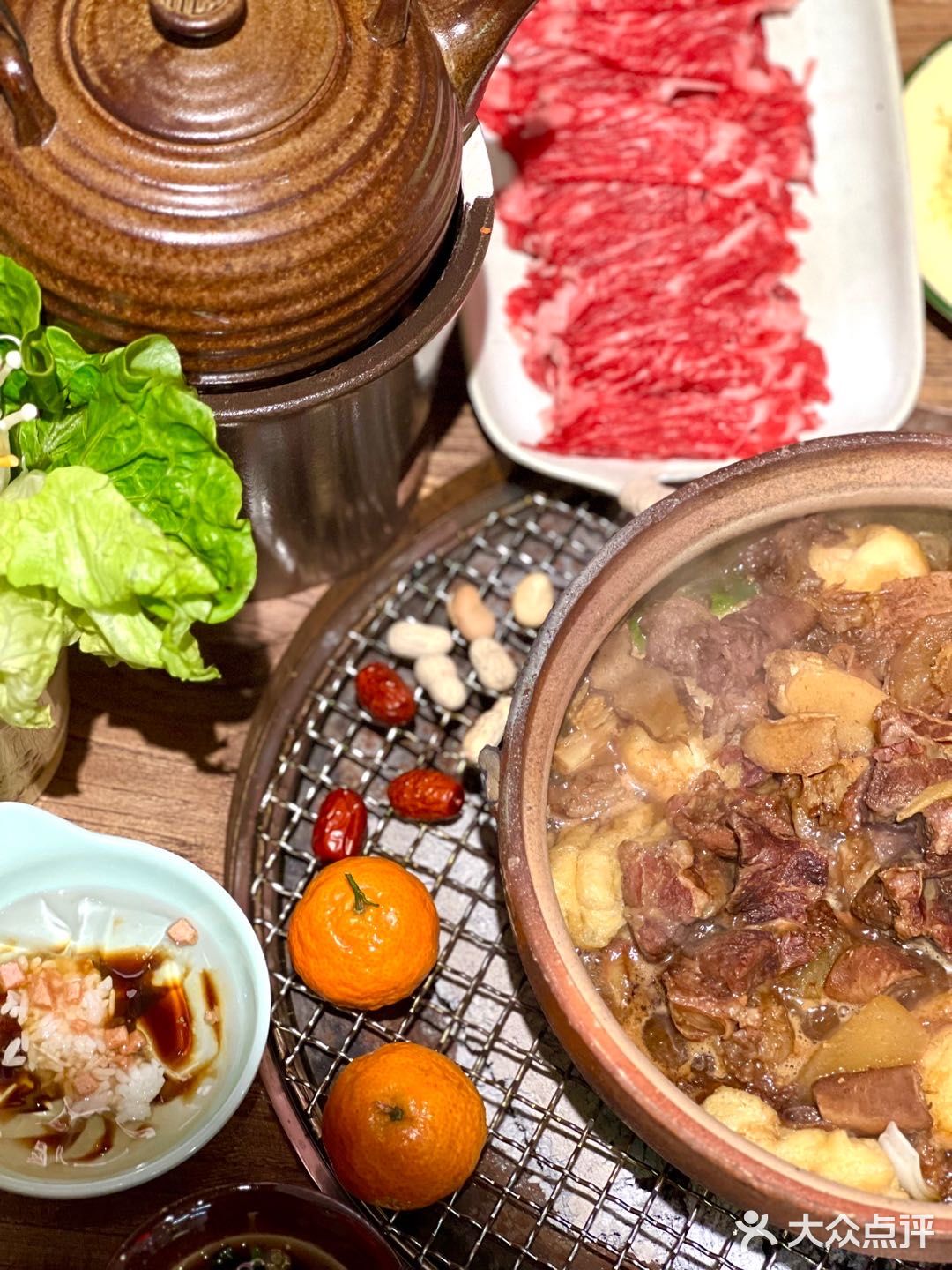 魔都探店｜广式风味牛腩牛杂煲无敌香