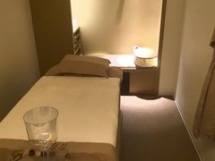 -左右Massage/Spa(长寿路店)