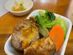 咸蛋黄狮子头-乾厨府(乌山西路金樽店)