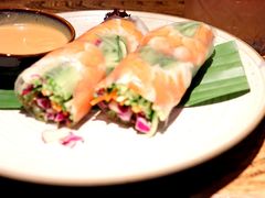 彩虹大虾春卷配特制辣花生酱-Brut Eatery Wine Bar & Restaurant (建国东路店)